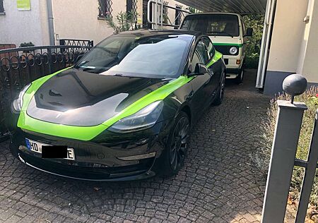 Tesla Model 3 Long Range Performance