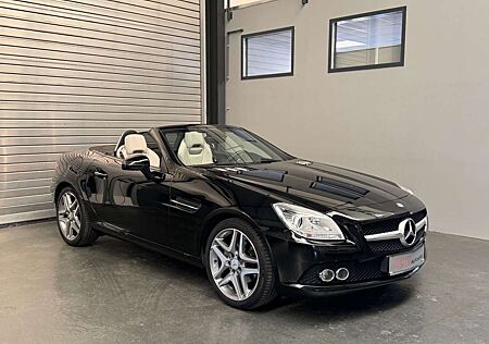 Mercedes-Benz SLK 200 BlueEfficiency/Vollle./Pano/Tempomat