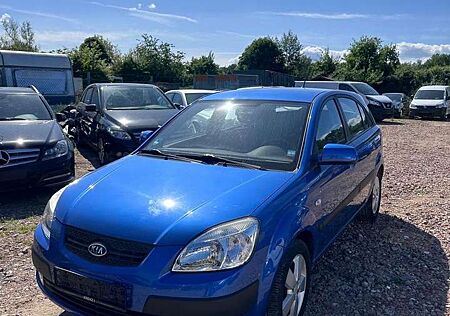 Kia Rio 1.4 Attract