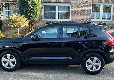 Volvo XC 40 XC40 XC40 T2 Momentum Core 2 Jahre Garantie