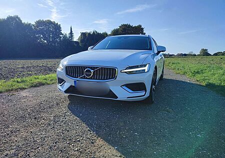 Volvo V60 T8 AWD Twin Engine Geartronic Inscription