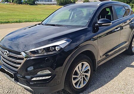 Hyundai Tucson blue 1.6 GDi 2WD Passion