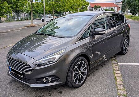 Ford S-Max 2.0 TDCi Aut. Allrad Titanium