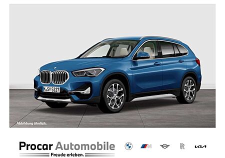 BMW X1 xDrive20i xLine HUD AHK RFK NAVI LED DAB LM