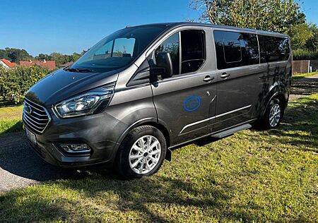 Ford Tourneo Custom Kombi. 8 sit. L 2