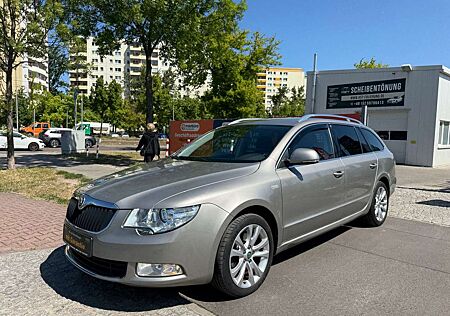 Skoda Superb Combi Family FINANZIERUNG HIER MÖGLICH