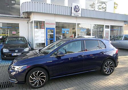 VW Golf Volkswagen VIII Lim. Style 1,5 TSI 6 GANG