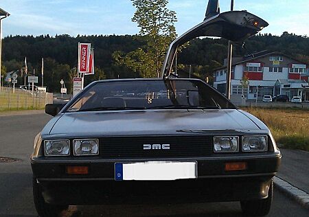 Delorean DMC-12