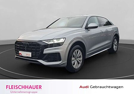 Audi Q8 55 TFSI e quattro CarPlay+Navi+LED+APS+Optik-Schwa