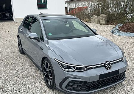 VW Golf Volkswagen VIII Lim. GTD 2,99% Finanzierung