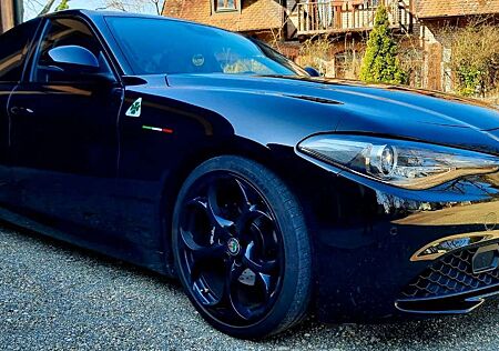 Alfa Romeo Giulia Super 2,2 Multijet QV Bereifung/wenig KM