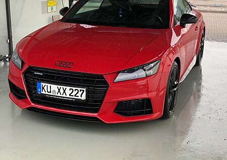 Audi TT 2.0 TFSI quattro