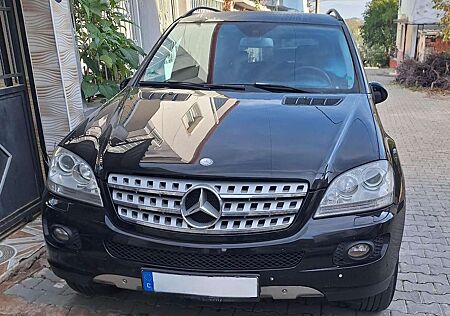 Mercedes-Benz ML 320 CDI 4Matic 7G-TRONIC