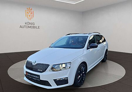 Skoda Octavia Combi RS/NAV/LEDER/PANO/BI-XENON