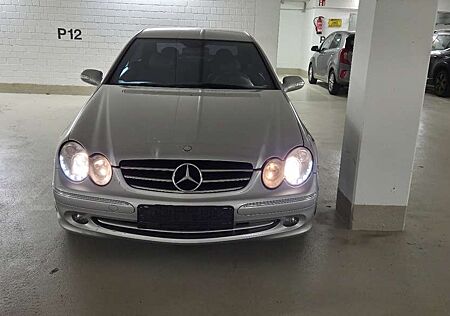 Mercedes-Benz CLK 270 CDI (209.316)