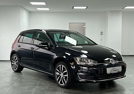 VW Golf Volkswagen VII Lim. Highline/NAVI/ACC/KAM/