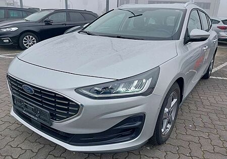 Ford Focus Turnier 1.5TDCi Titanium*LED*NAVI*SITZHZG