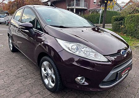 Ford Fiesta Titanium*Edition*AC