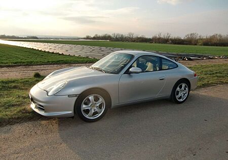 Porsche 996 911 Carrera