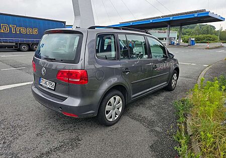 VW Touran Volkswagen 2.0 TDI DPF DSG Cup