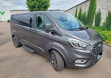 Ford Tourneo Custom 320 L2H1 VA Autm. Titanium X