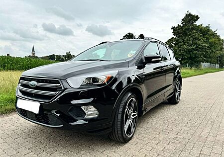 Ford Kuga 2.0 TDCi 2x4 ST-Line