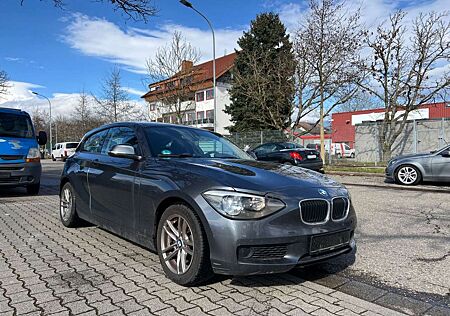 BMW 116 Baureihe 1 Lim. 3-trg. i
