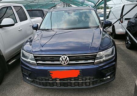 VW Tiguan Volkswagen 2.0 TDI SCR DSG IQ.DRIVE