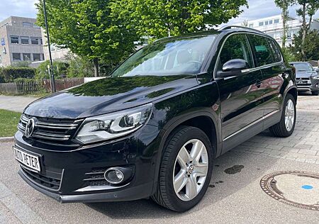 VW Tiguan Volkswagen Sport & Style 4Motion Allrad