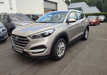 Hyundai Tucson 1.6 Turbo Klima/Alu/AHK/Navi+Cam