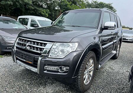 Mitsubishi Pajero 3,2 DI-D 4WD Edition100 Automatik*Tüv Neu