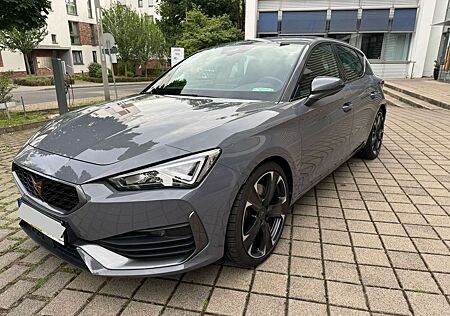 Cupra Leon 2.0 TSI DSG VZ