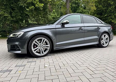 Audi S3 TFSI Limousine S tronic