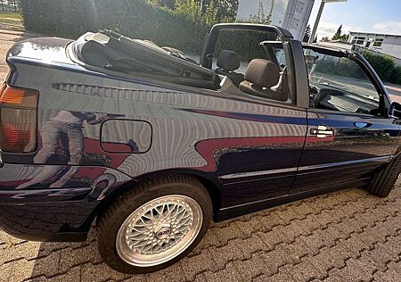 VW Golf Cabriolet Volkswagen Golf Cabrio 1.8 Classicline