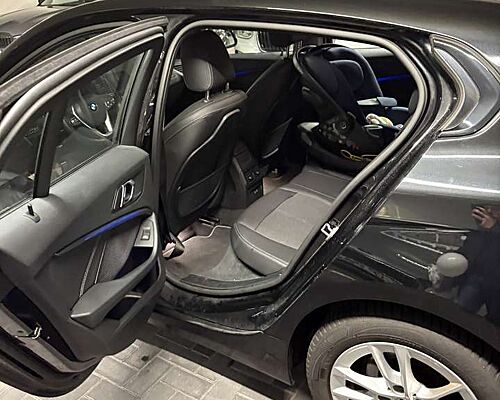 BMW 118 118 i Sport Line