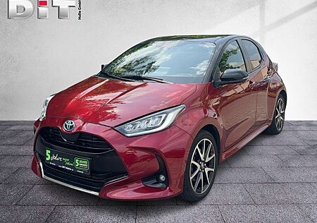 Toyota Yaris 1.5 Style Selection Klima Kamera Navi