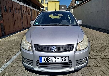 Suzuki SX4 1.6 VVT 4x2 Comfort Navi 8-fach bereift 2.Hand