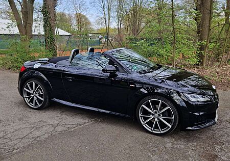 Audi TT Roadster 2.0 TFSI quattro