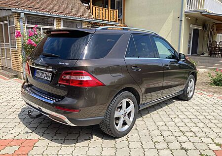 Mercedes-Benz ML 350 BlueTEC 4MATIC 7G-TRONIC