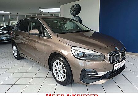 BMW 220 i Active Tourer Luxury Line Aut/Leder/HuD
