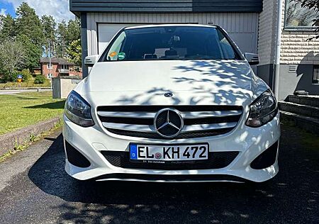 Mercedes-Benz B 180 d Edition