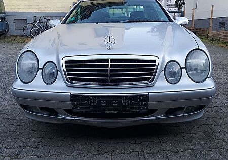 Mercedes-Benz CLK 200 Coupe Kompressor Elegance