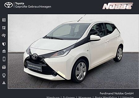 Toyota Aygo (X) x-play