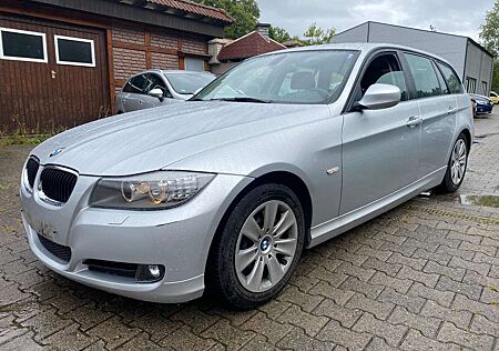 BMW 318 i AT Scheckhft 1.Hd Tuv neu Xenon Nav PDC u-frei