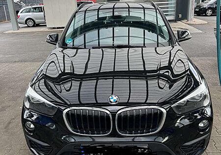 BMW X1 sDrive18i Advantage
