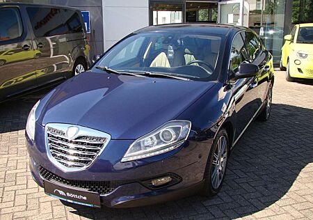 Lancia Delta Platinium 1.4 LEDER*XENON