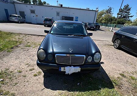 Mercedes-Benz E 200 E-Klasse Avantgarde