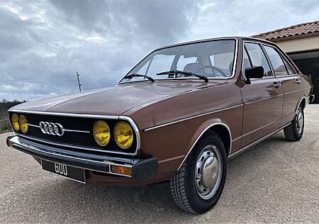 Audi 80 B1 1.6 litres 85CH Finition GL
