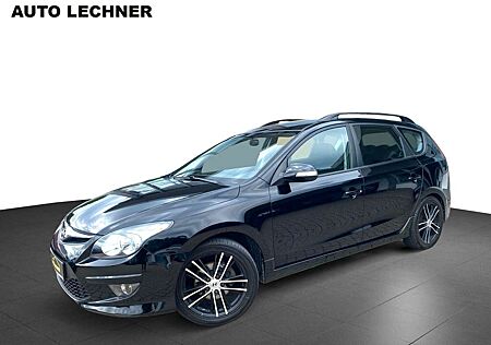 Hyundai i30 CW 1.4 *AHK*KLIMAAUTO*SHZ*8-FACH*