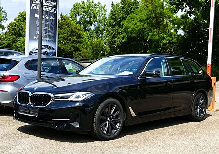 BMW 530d 530 Touring xDrive LiveCockpitPro Driving+Park
